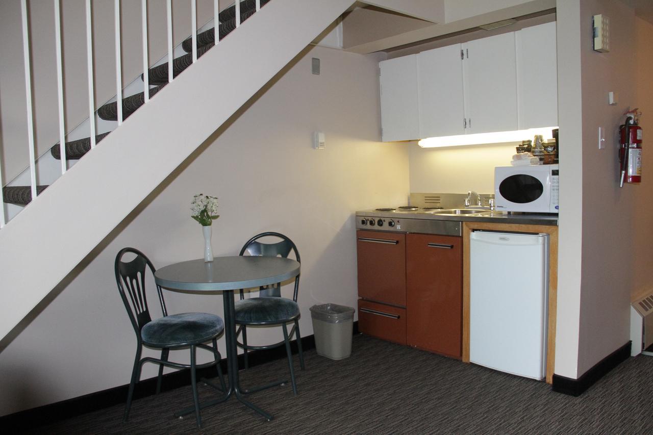 Manning Garden Court Motel מראה חיצוני תמונה