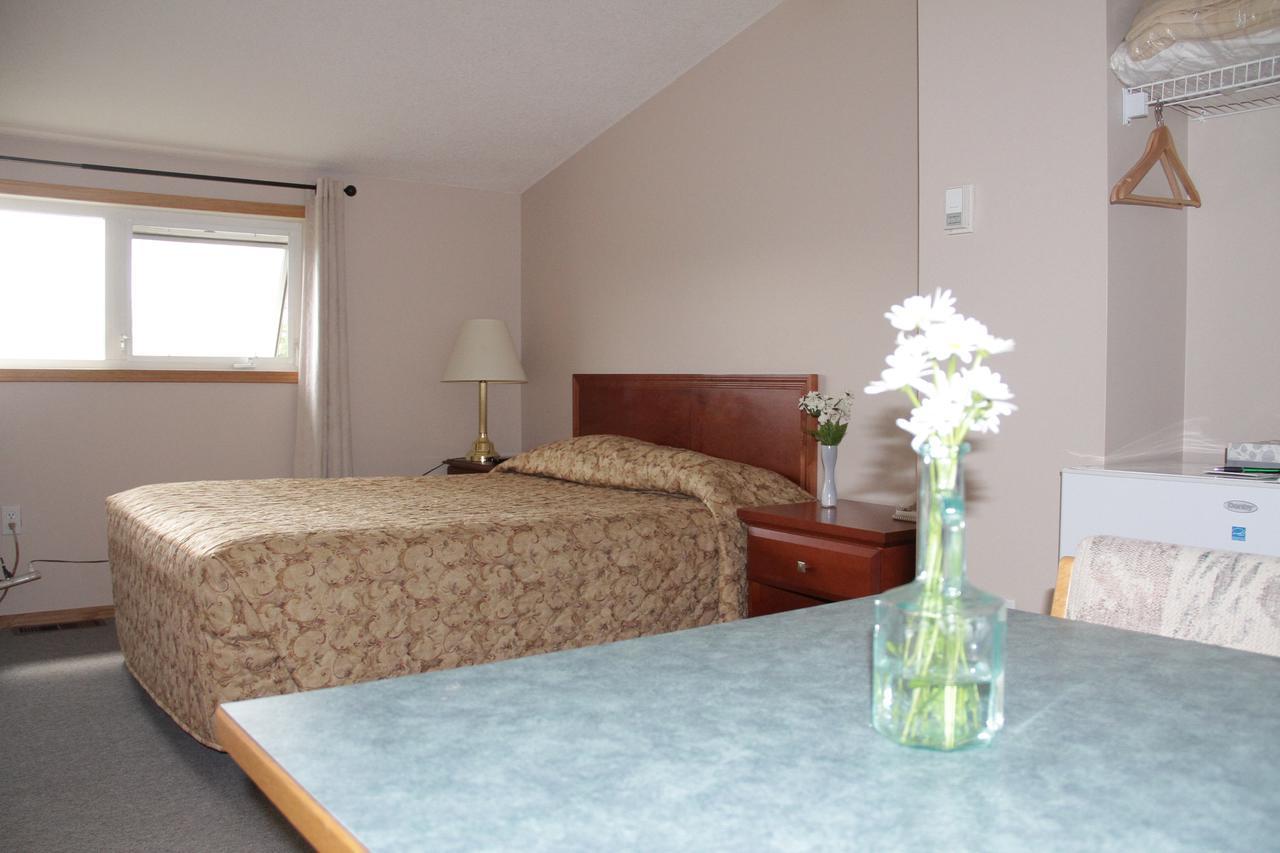 Manning Garden Court Motel מראה חיצוני תמונה
